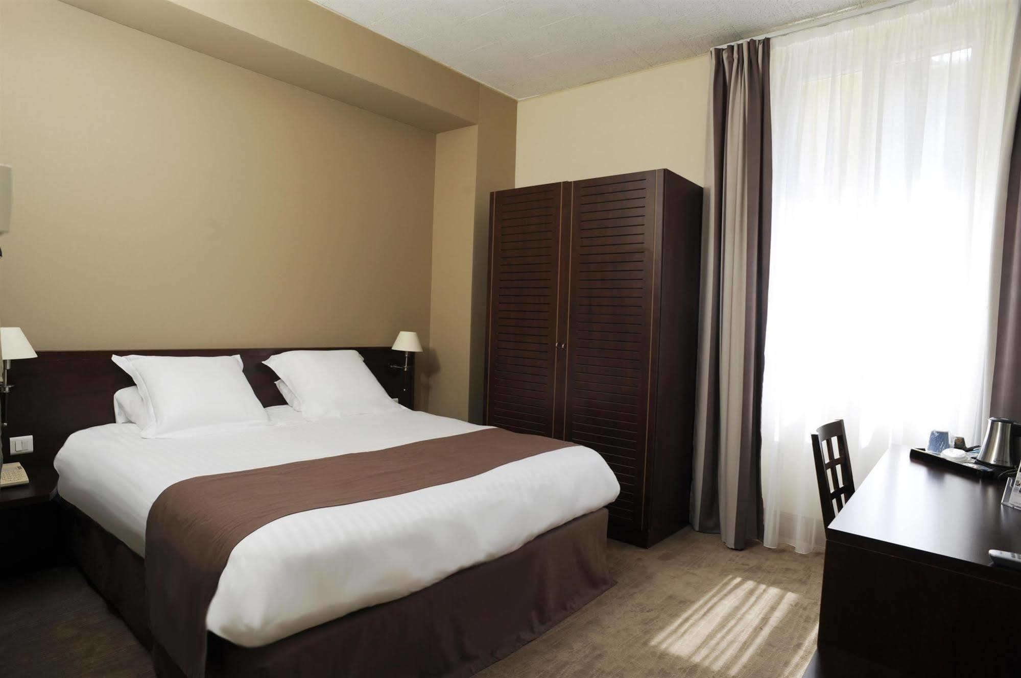 Hotel Le Noailles Nice Gare Δωμάτιο φωτογραφία