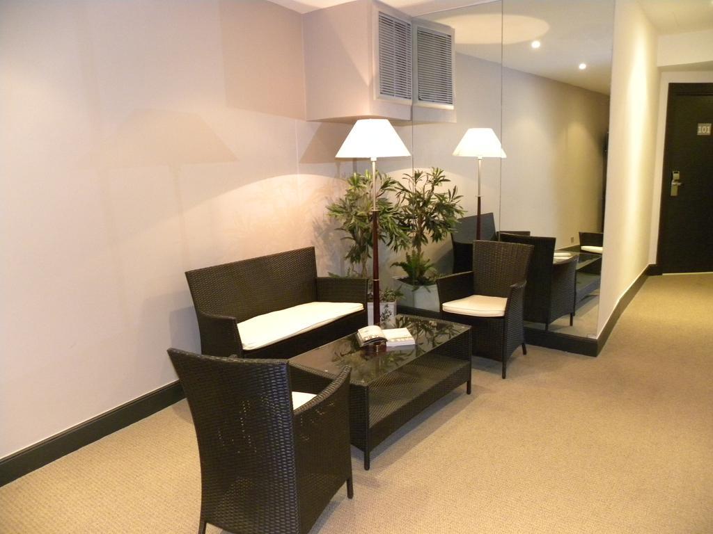 Hotel Le Noailles Nice Gare Εξωτερικό φωτογραφία
